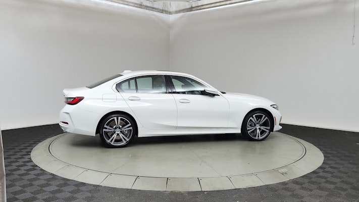 2024 Bmw 330i xDrive photo 4